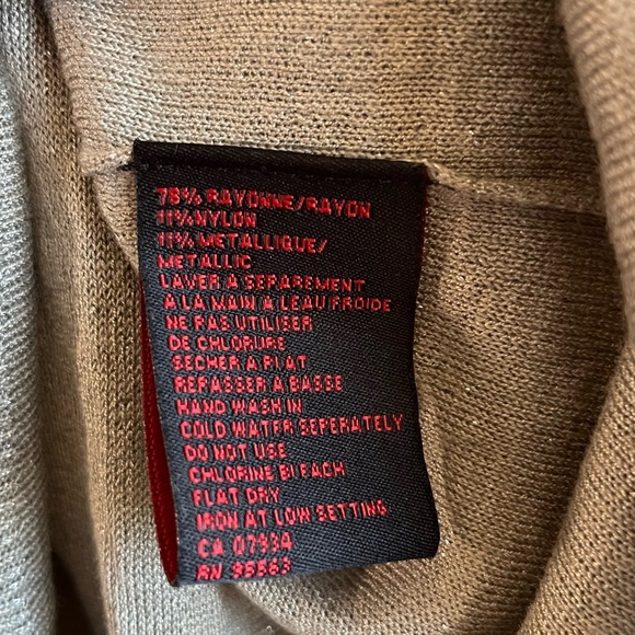 Simon Chang Sweater Silvery Gray Metallic Lightweight Tunic High-Low Knit XL NWT - Picture 11 of 12